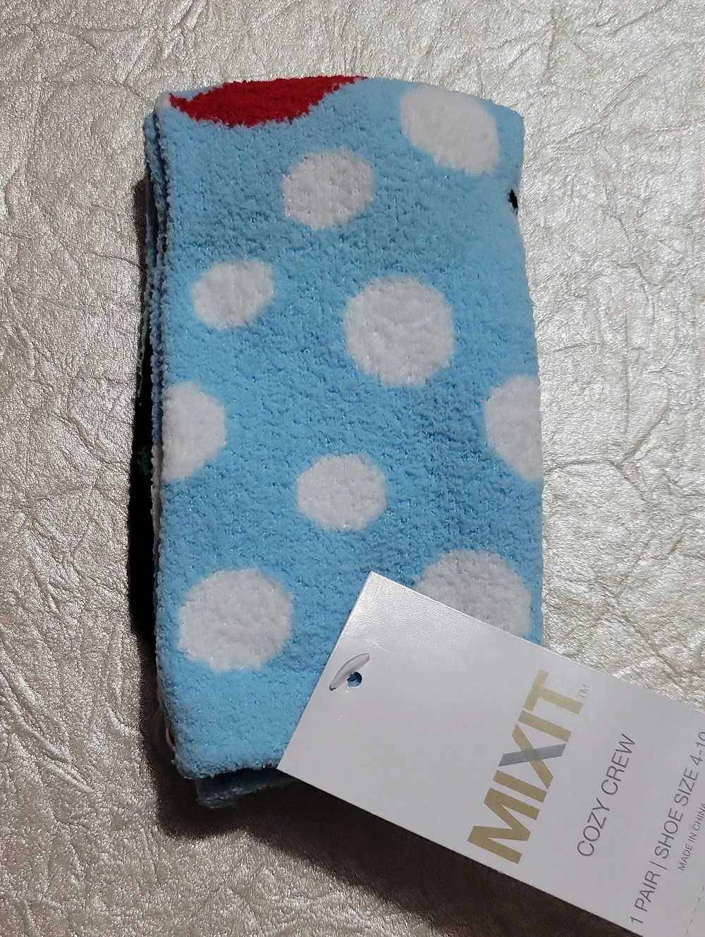 Cozy Penguin Fuzzy Socks - Mixit- Crew